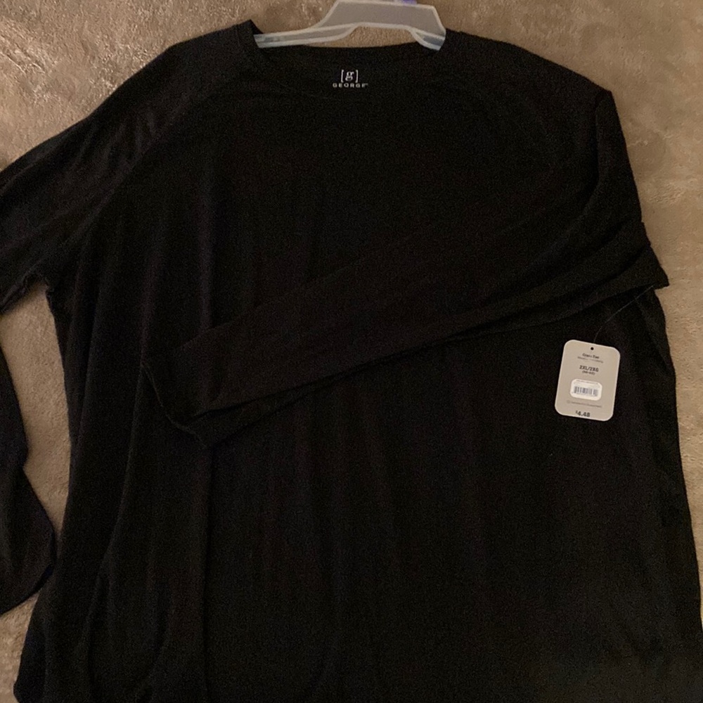 Nwt Men’s long sleeve tee.